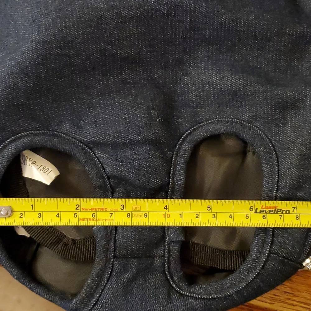 Pet Backpack (can be worn in front too)